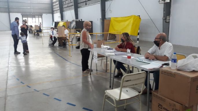 Faltan muchos por votar aún en la interna radical