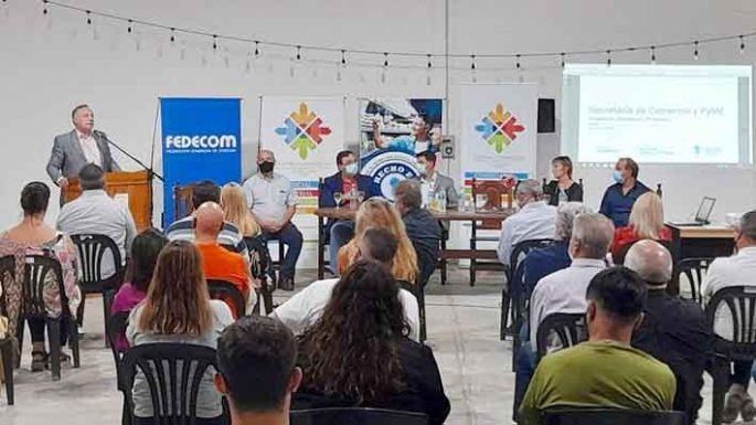Presentaron herramientas a comerciantes villanovenses