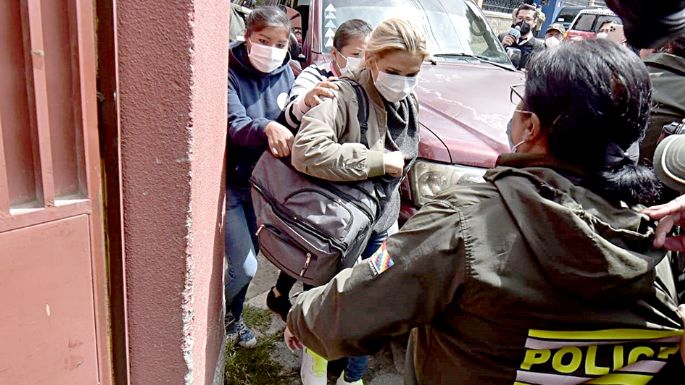 Trasladaron a la prisión de mujeres a la expresidenta Añez
