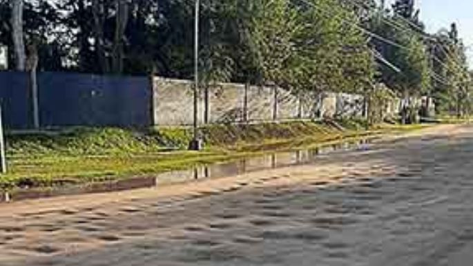 Sin Internet y una avenida en un pésimo estado
