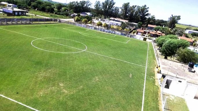 Por fin, un “Cacho” de nuestro fútbol