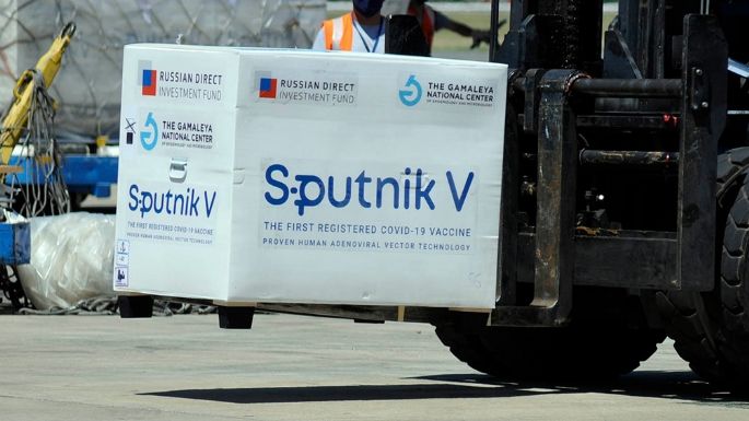 Partió un nuevo vuelo de Aerolíneas Argentinas a Rusia a buscar una partida de vacunas