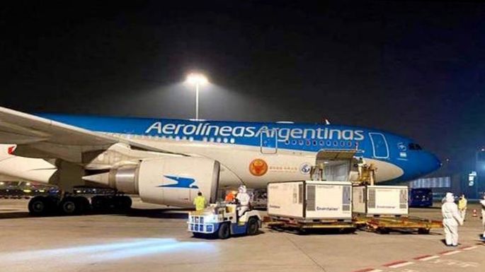 Arribó en Moscú el octavo vuelo de Aerolíneas Argentinas para traer más vacunas Sputnik V