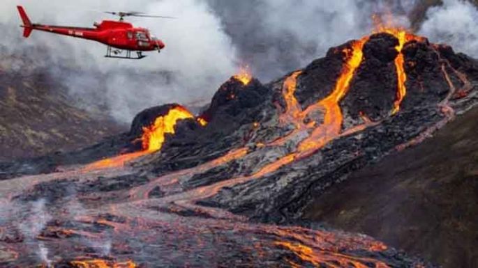 Ríos de lava en Islandia y terremoto en Japón