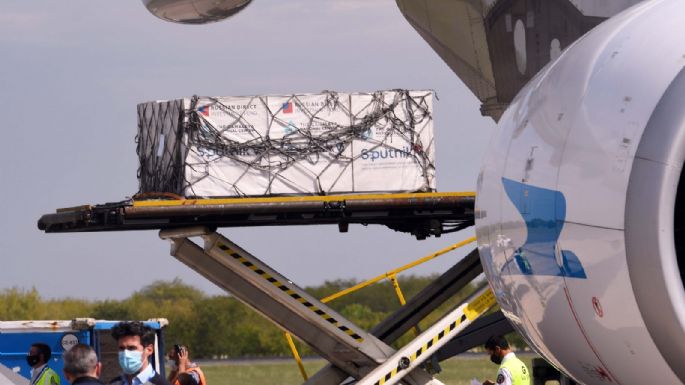 Llegó una nueva partida de 500 mil dosis de la vacuna Sputnik V