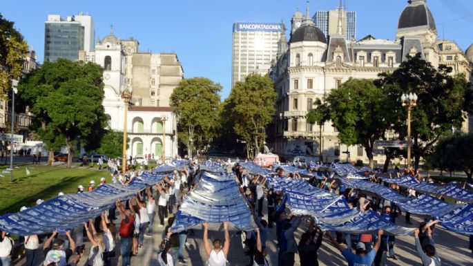 Realizaron un homenaje a las Madres Línea Fundadora en Plaza de Mayo