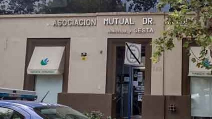 Rompieron la puerta y robaron en una farmacia en pleno centro