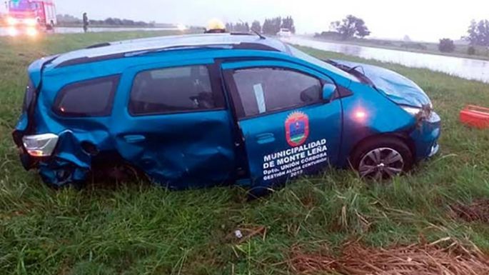 Se accidentó en la autopista  la intendenta de Monte Leña