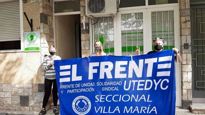 Paro por tiempo indeterminado en reclamo de la deuda salarial