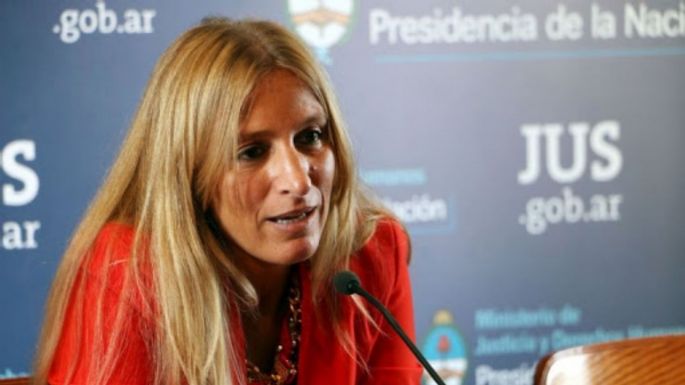 "El Decreto 70 sirvió para ocultar delitos en Migraciones durante la gestión macrista"