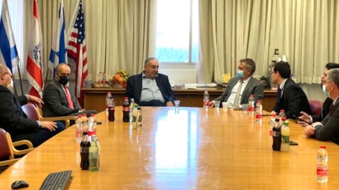 Israel evalúa producir su vacuna en Argentina