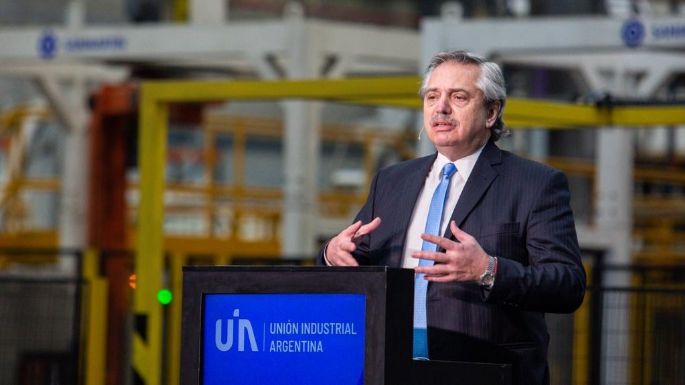 Fernández: "La industria automotriz es una nave insignia" en la economía argentina