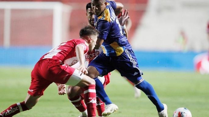 Unión pudo celebrar ante un Boca que volvió a decepcionar