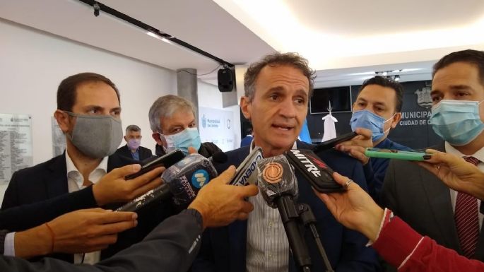 "Tenemos que terminar con definir la inversión en obra pública según el signo político"
