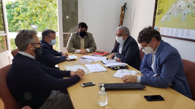 Realizaron la apertura de tres sobres para obras en la Plazoleta Ramiro Suárez