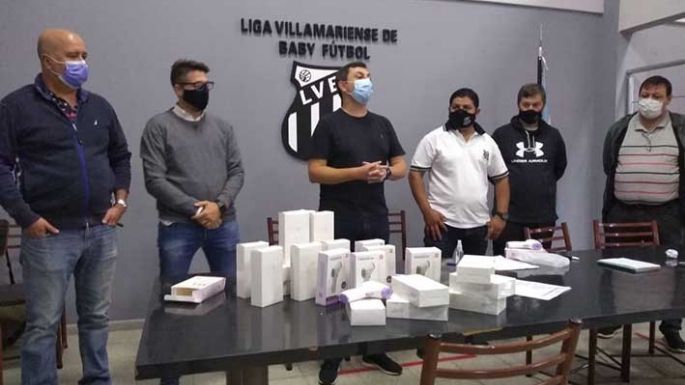 Bovo entregó termómetros digitales a las instituciones