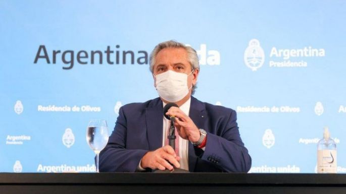 Fernández al personal de Salud: "Cuentan con mi admiración diaria"