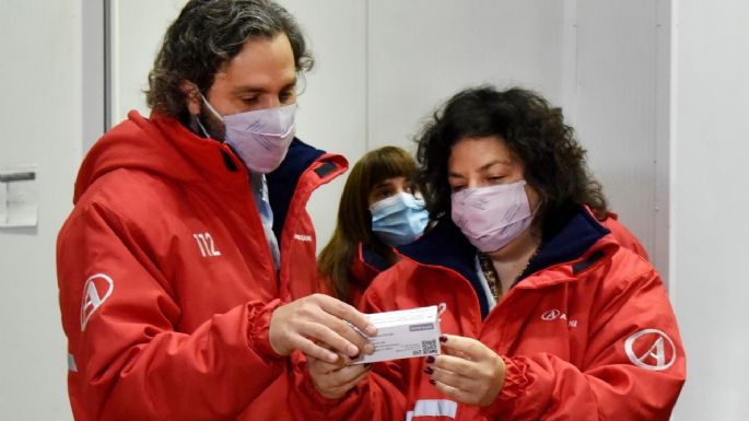 Distribuyen 800 mil vacunas en el país