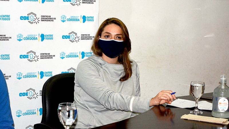 Más que en camas, “hay que pensar que no hay tratamiento efectivo”