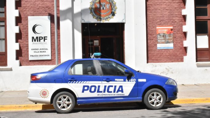 Un hombre amenazó y le robó a otro en un baño de la Terminal