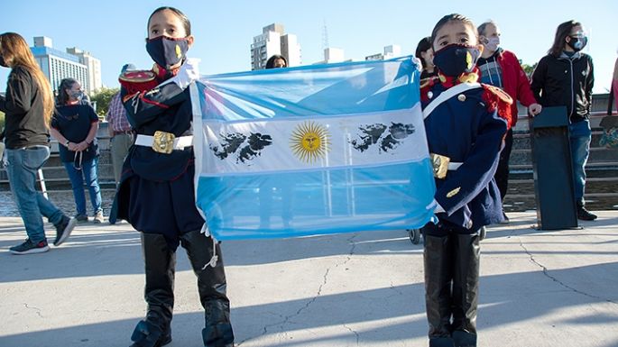 Alberto y Cristina: las Malvinas “fueron, son y serán argentinas”