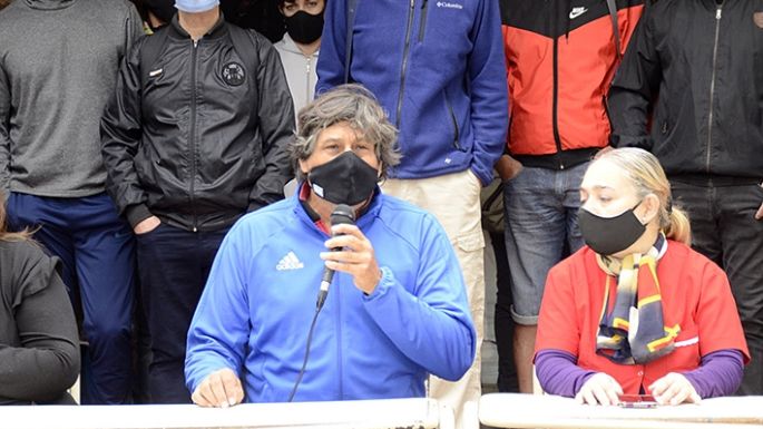 “No vemos mal un paréntesis de dos o tres semanas en las clases”