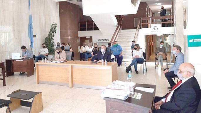 Acusaciones cruzadas en la sala