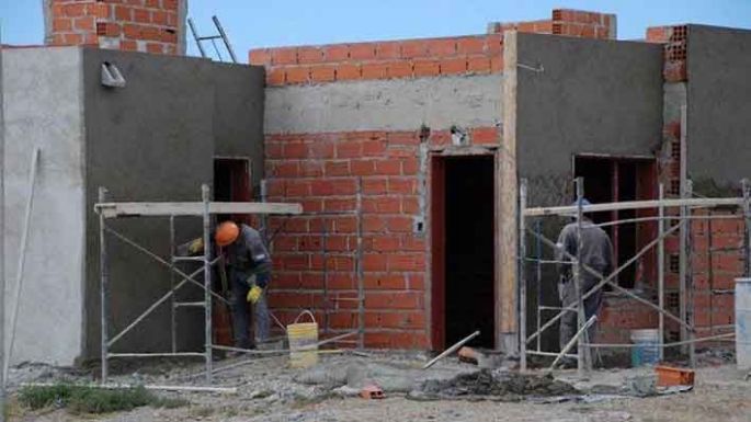 Acceso a la vivienda y generar empleos