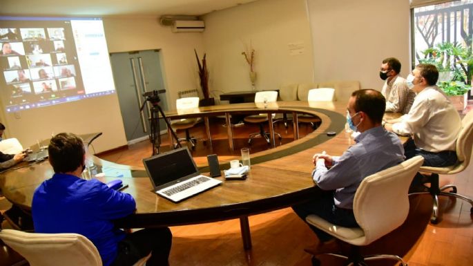 Analizan la posibilidad de realizar testeos en clubes y espacios deportivos
