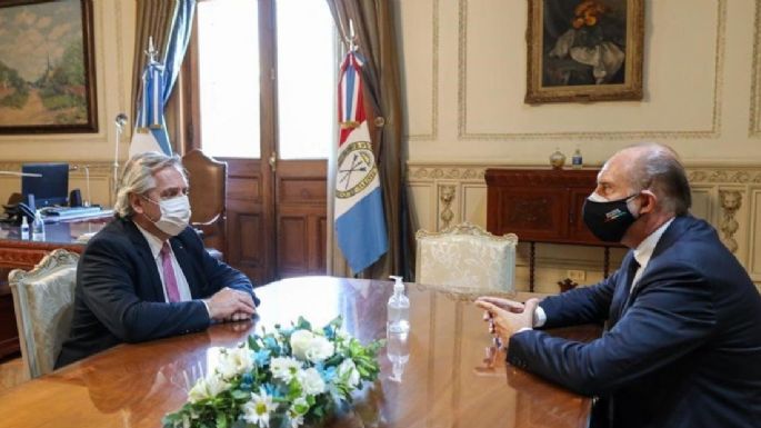 Fernández anunció que un hospital de campaña del Ejército se instalará en Rosario