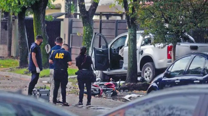 Quedó en libertad el conductor que atropelló y mató con su camioneta a dos asaltantes