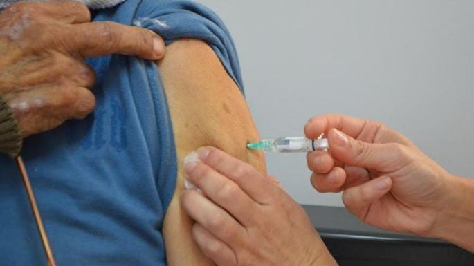Afiliados a PAMI podrán preinscribirse para la vacuna antigripal en MuniCercas o CAPS