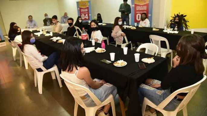 Chicos y chicas tienen la palabra