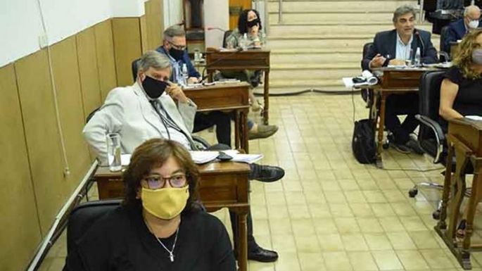 Reclaman aportar transparencia al proceso de vacunación
