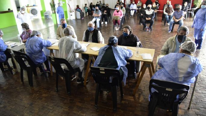Son 781 los vecinos que recibieron su dosis contra el COVID-19