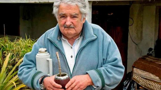"Pepe" Mujica fue internado y operado de urgencia por una espina de pescado en su esófago