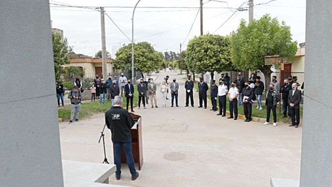“Desde aquellos años seguimos tratando de salir adelante”