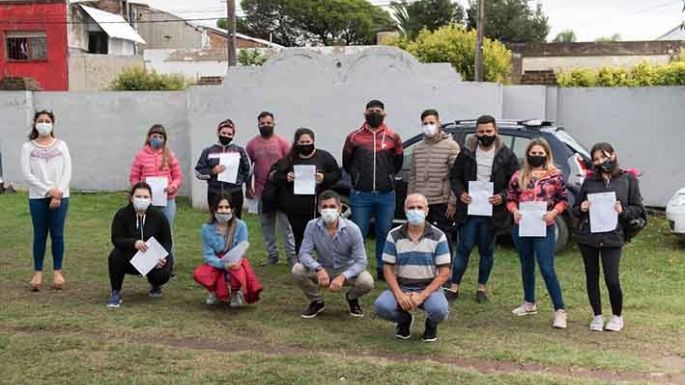 Jóvenes empiezan prácticas laborales