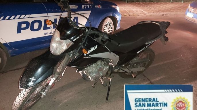 Detienen a un menor de edad quien habría robado una moto