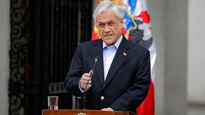 Piñera admitió que el sistema está  al límite, antes del toque de queda