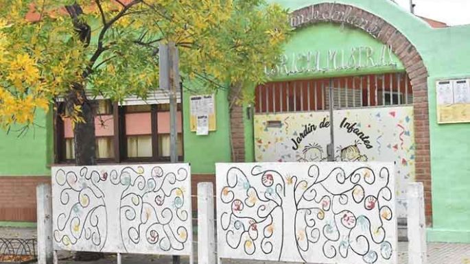 Jardines sin clases presenciales por falta de personal de limpieza