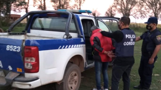 Allanamiento y detención en la zona rural de Villa María