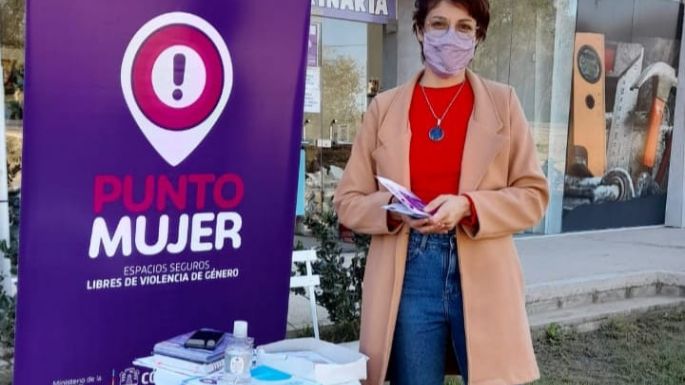 El Punto Mujer continúa su recorrida por los barrios villanovenses