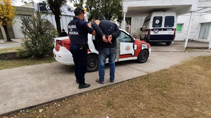 Un aprehendido por desobediencia y resistencia a la autoridad en Villa Nueva
