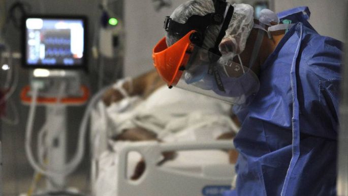 Epidemiólogos aconsejan al Presidente que se refuercen los controles y "más medidas"