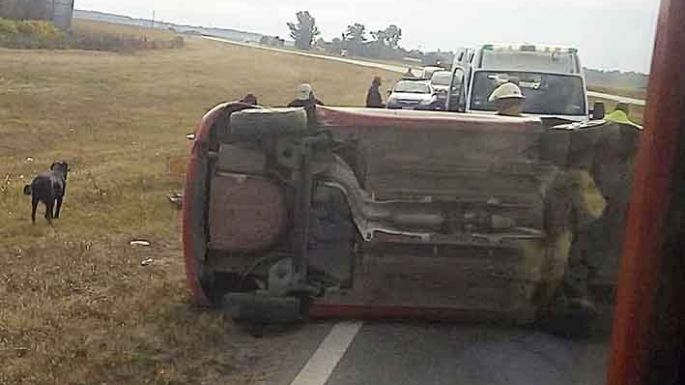Dos heridos en Villa María, vuelcos en autopistas y un muerto en ruta 19
