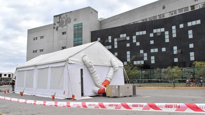 En la carpa del Hospital atenderán a pacientes COVID mayores de 30