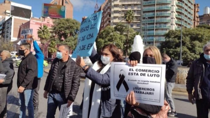 Reclamos de gastronómicos y cruces con la Policía