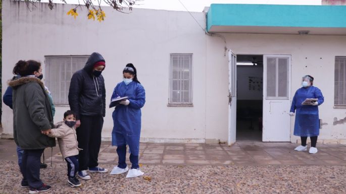 Los testeos en dos barrios arrojaron una tasa de positividad del 14,4%