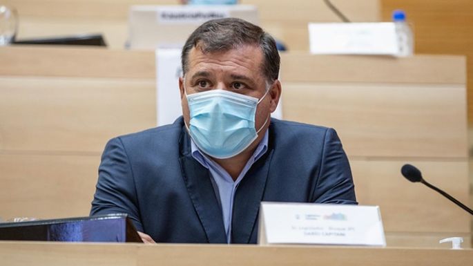 Capitani: “Es necesario priorizar la vacunación de los bomberos”